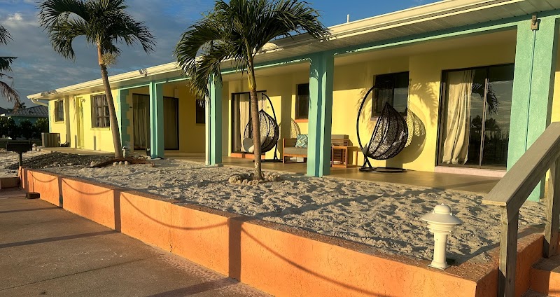 Off the Charts Inn Island Resort