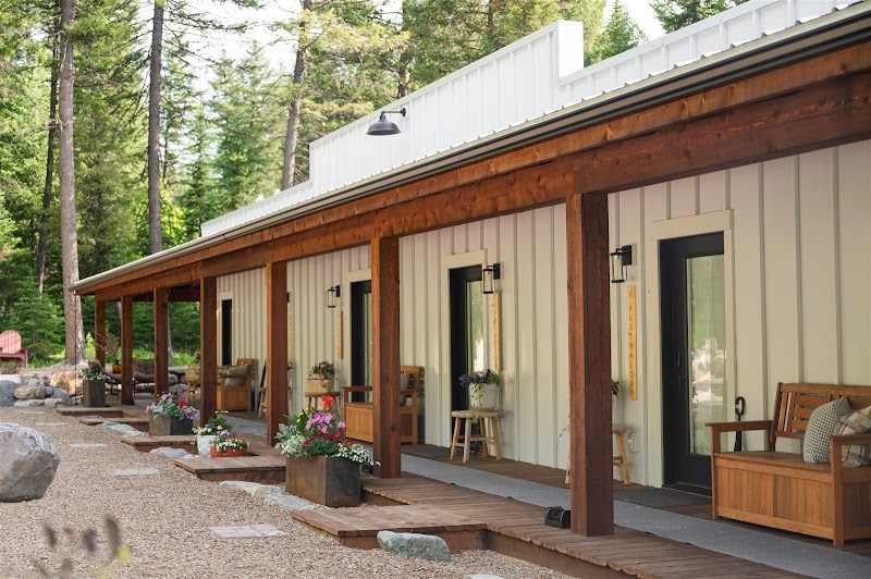 Mountainside Lodging and Retreats