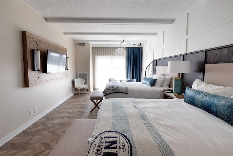 The Inn At Harbor Shores thumbnail 2