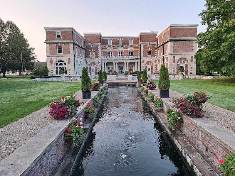 Canyon Ranch Lenox thumbnail 2