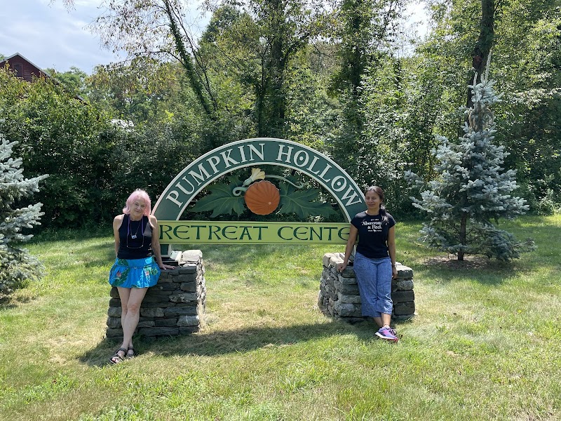 Pumpkin Hollow Retreat Center thumbnail 2