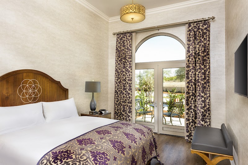 Allegretto Vineyard Resort Paso Robles thumbnail 2