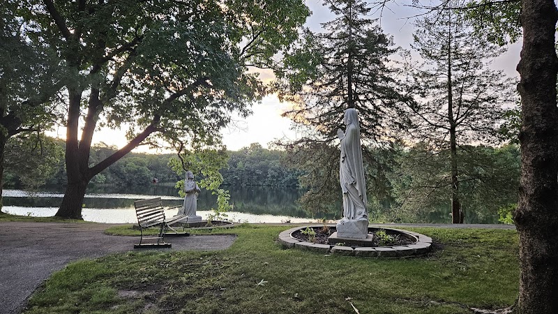 Redemptorist Retreat Center thumbnail 2