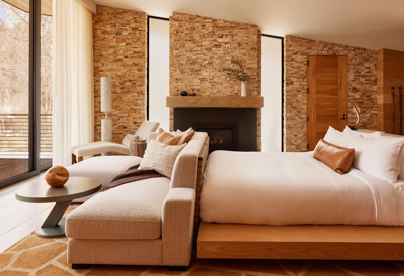 The Lodge at Blue Sky, Auberge Collection thumbnail 2