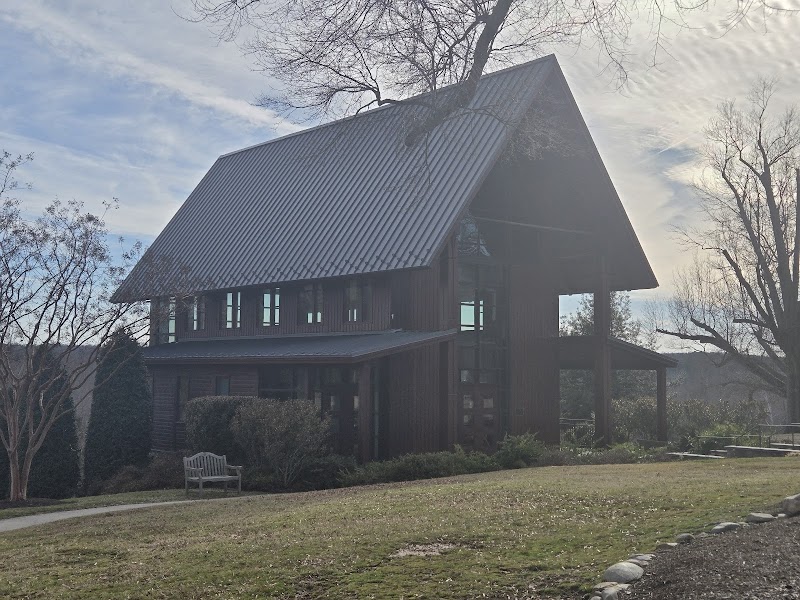 Roslyn Conference and Retreat Center thumbnail 2