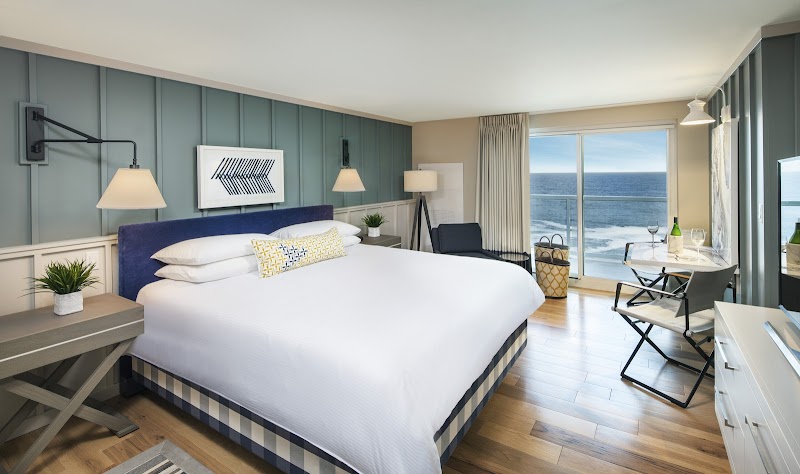 Cliff House Maine thumbnail 2