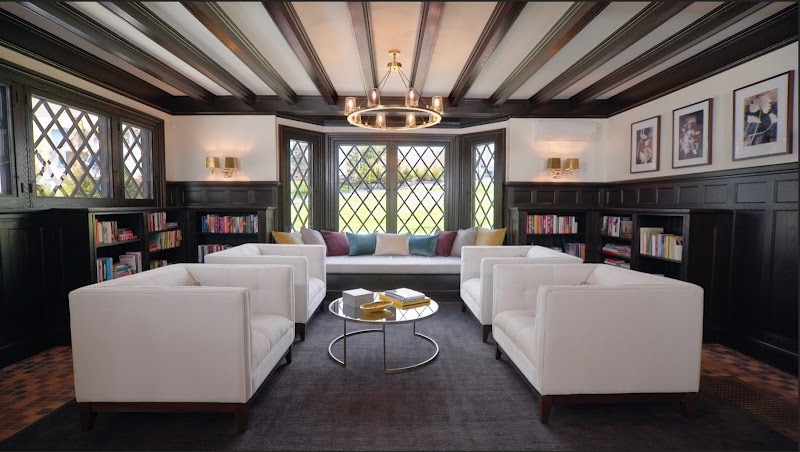 Hudson Shore Estate thumbnail 2