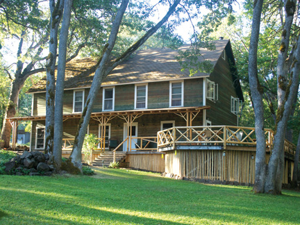 Buckhorn Springs Retreats & Cabins thumbnail 2