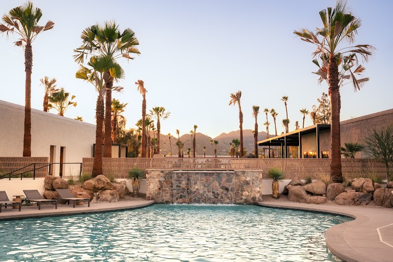 Kimpton Miralina Resort & Villas thumbnail 3