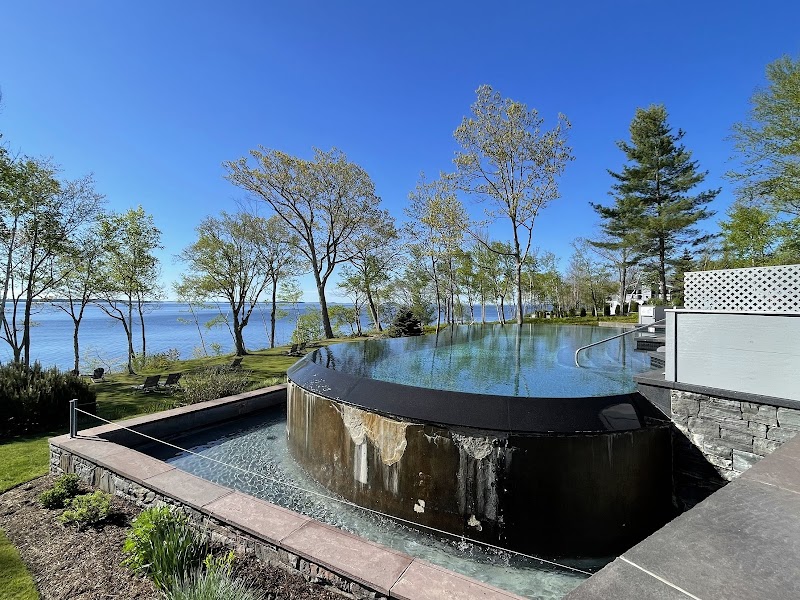 The Inn at Ocean's Edge thumbnail 3