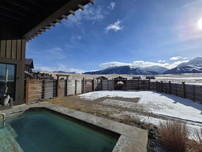 Sage Lodge thumbnail 3