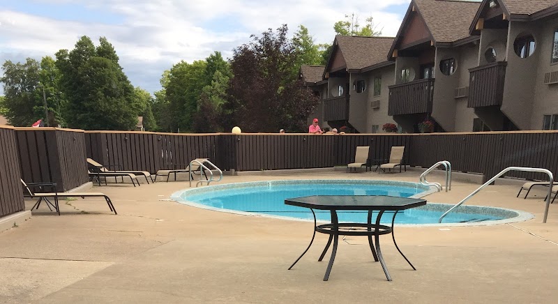 Treetops Resort thumbnail 3