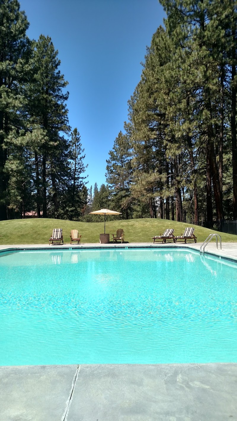 Lake Creek Lodge thumbnail 3