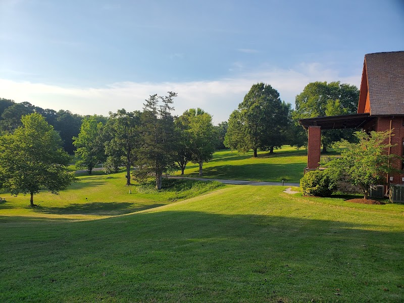 Roslyn Conference and Retreat Center thumbnail 3