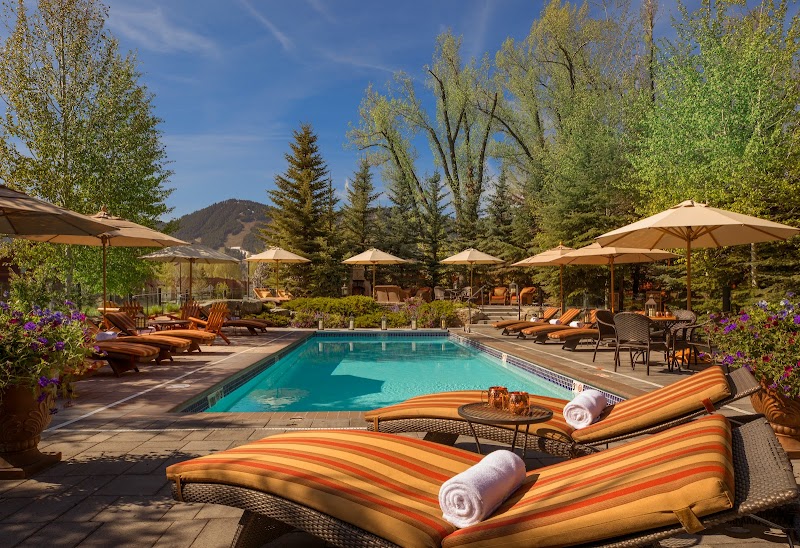 Rustic Inn Creekside Resort & Spa at Jackson Hole thumbnail 3