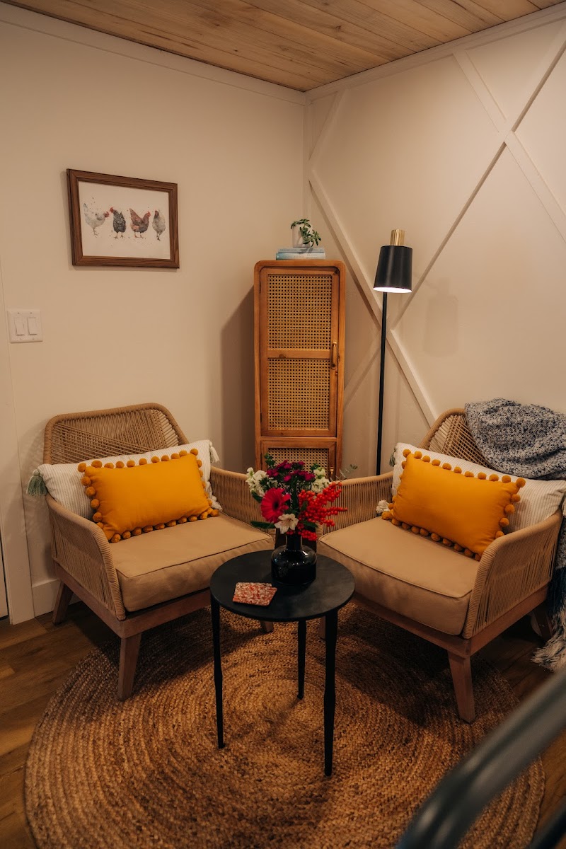 Mountainside Lodging and Retreats thumbnail 3