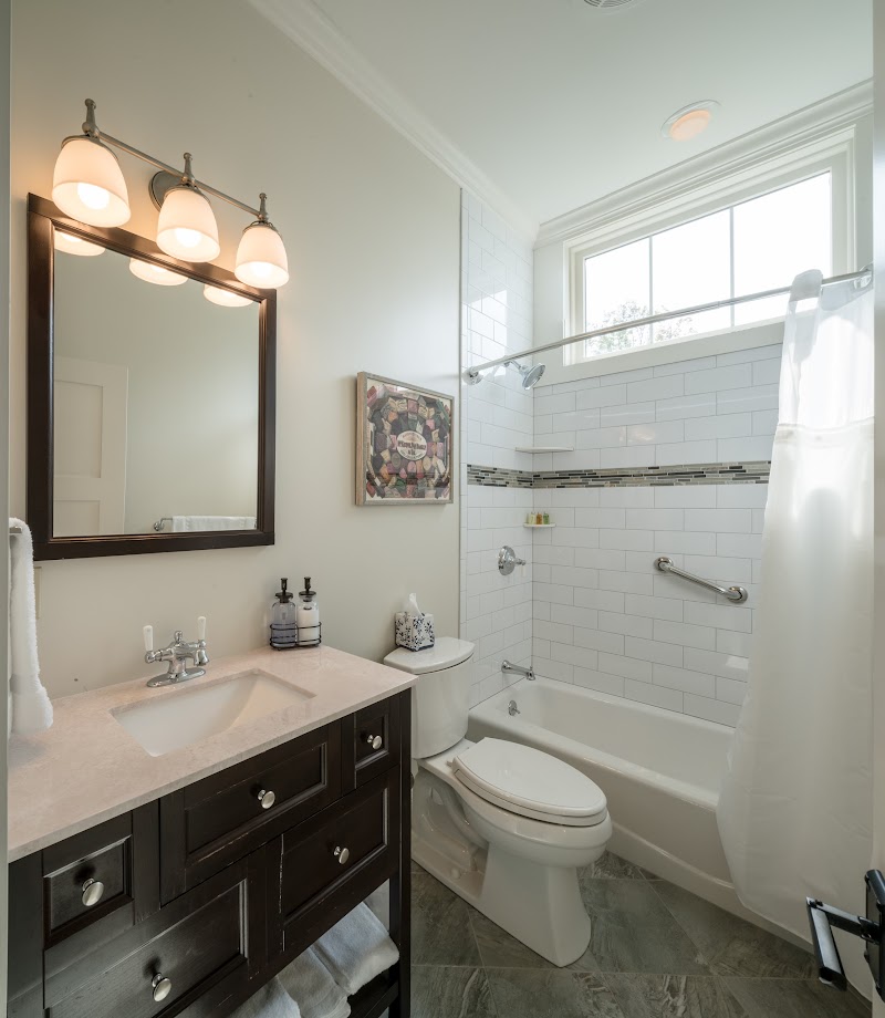 The Lake House Guest Cottages of the Berkshires thumbnail 3