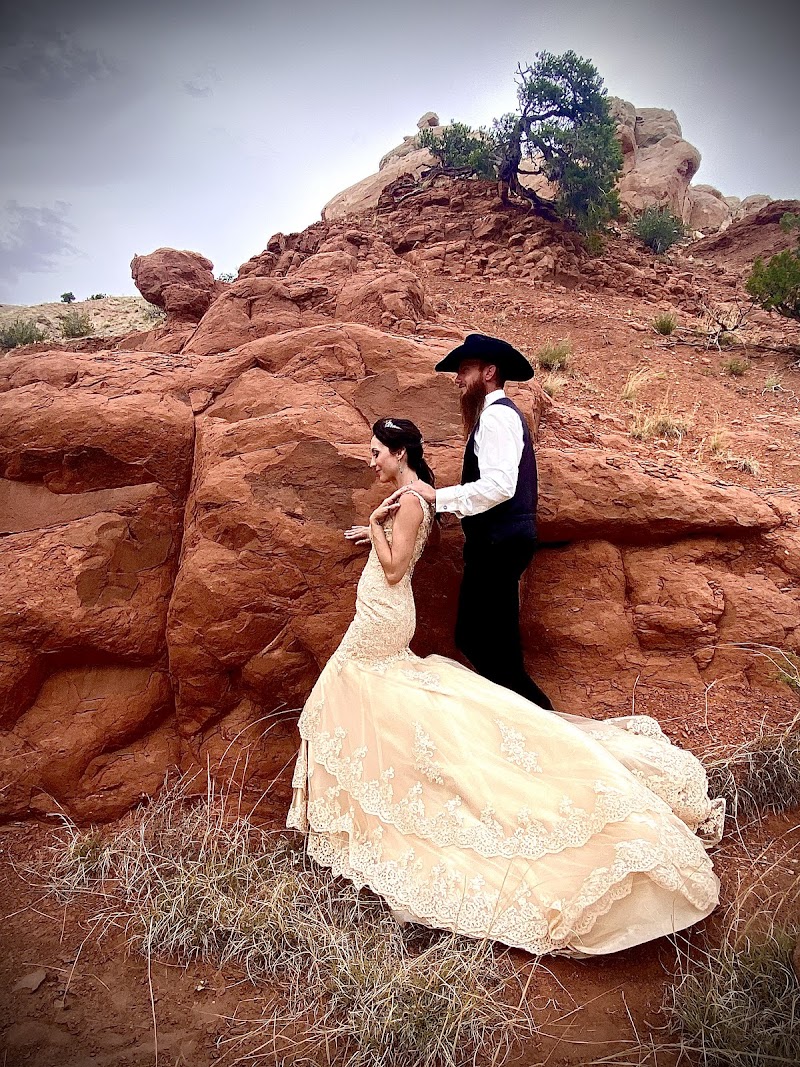 Desert Harbor Retreat thumbnail 3